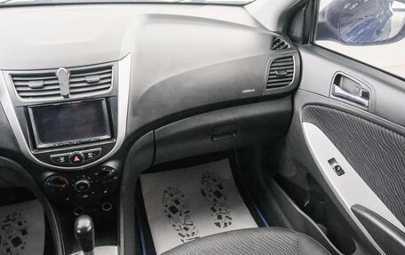 Hyundai Solaris II рестайлинг, 2013 год, 899 000 рублей, 12 фотография