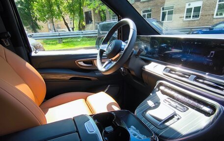 Mercedes-Benz V-Класс, 2025 год, 9 990 000 рублей, 21 фотография
