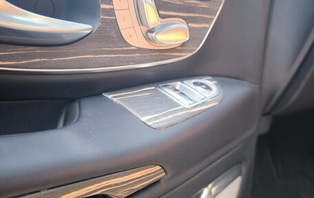 Mercedes-Benz V-Класс, 2025 год, 9 990 000 рублей, 22 фотография