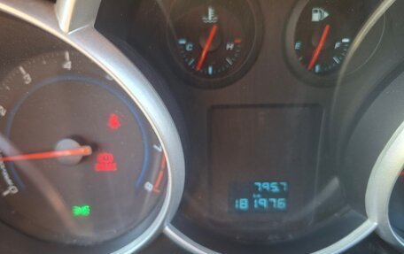 Chevrolet Cruze II, 2011 год, 600 000 рублей, 4 фотография