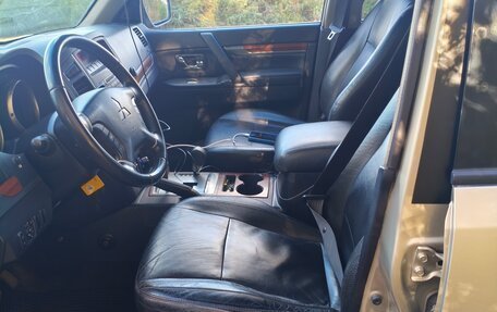 Mitsubishi Pajero IV, 2007 год, 1 159 000 рублей, 11 фотография