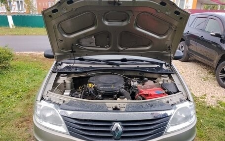 Renault Logan I, 2010 год, 370 000 рублей, 2 фотография