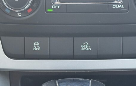 Skoda Yeti I рестайлинг, 2012 год, 1 049 999 рублей, 18 фотография