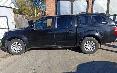 Nissan Navara (Frontier), 2011 год, 1 350 000 рублей, 2 фотография