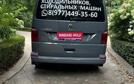 Volkswagen Caravelle T6 рестайлинг, 2016 год, 2 150 000 рублей, 4 фотография