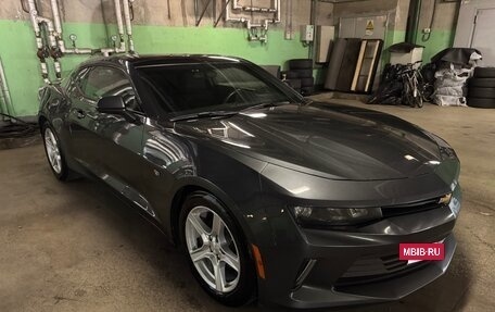 Chevrolet Camaro VI, 2016 год, 1 650 000 рублей, 2 фотография