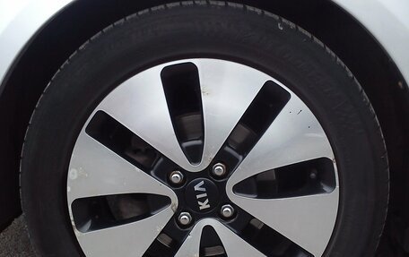 KIA Rio III рестайлинг, 2012 год, 900 000 рублей, 32 фотография