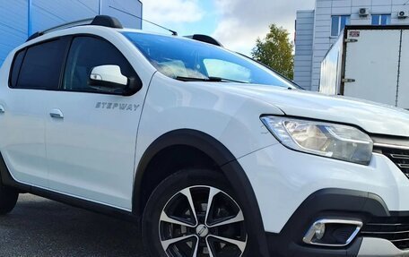 Renault Sandero II рестайлинг, 2019 год, 1 350 000 рублей, 3 фотография