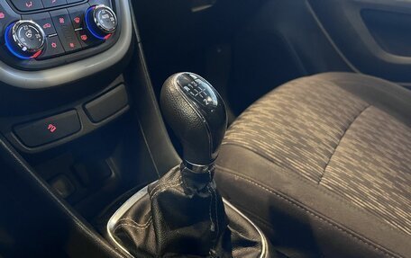 Opel Mokka I, 2014 год, 900 000 рублей, 31 фотография