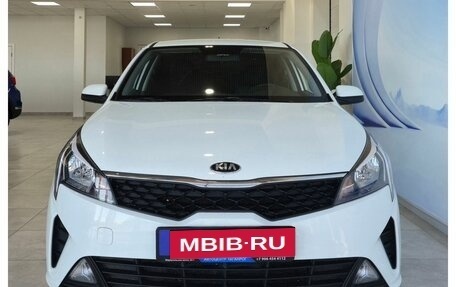 KIA Rio IV, 2020 год, 1 799 000 рублей, 2 фотография