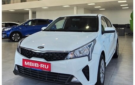 KIA Rio IV, 2020 год, 1 799 000 рублей, 3 фотография