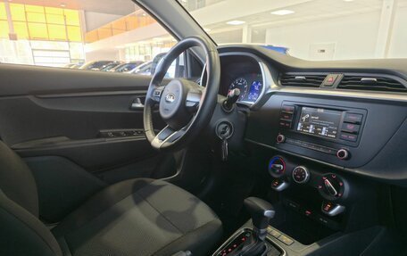 KIA Rio IV, 2020 год, 1 799 000 рублей, 14 фотография