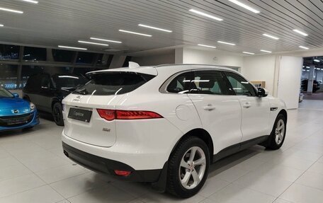 Jaguar F-Pace, 2019 год, 2 500 000 рублей, 3 фотография