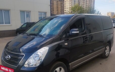 Hyundai Grand Starex Grand Starex I рестайлинг 2, 2015 год, 2 300 000 рублей, 5 фотография