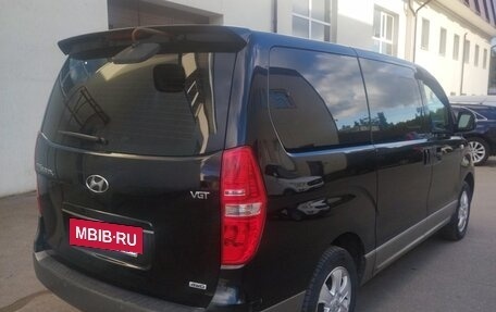 Hyundai Grand Starex Grand Starex I рестайлинг 2, 2015 год, 2 300 000 рублей, 6 фотография