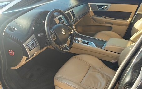 Jaguar XF I рестайлинг, 2012 год, 1 000 000 рублей, 12 фотография