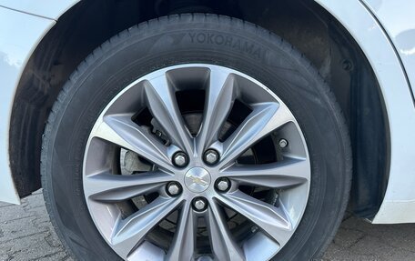 Chevrolet Monza, 2022 год, 1 490 000 рублей, 28 фотография