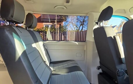 Volkswagen Caravelle T6 рестайлинг, 2019 год, 3 250 000 рублей, 8 фотография