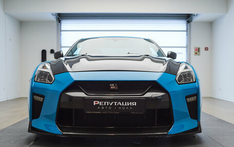 Nissan GT-R, 2011 год, 6 490 000 рублей, 2 фотография