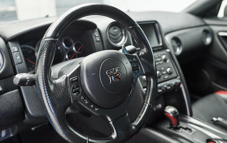 Nissan GT-R, 2011 год, 6 490 000 рублей, 8 фотография