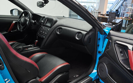 Nissan GT-R, 2011 год, 6 490 000 рублей, 9 фотография