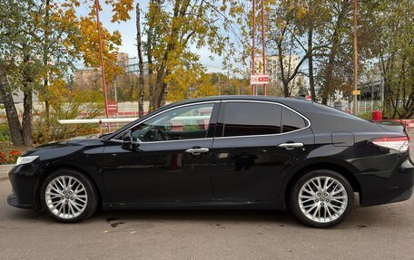 Toyota Camry, 2019 год, 2 480 000 рублей, 4 фотография