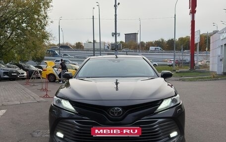 Toyota Camry, 2019 год, 2 480 000 рублей, 2 фотография