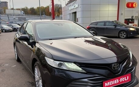 Toyota Camry, 2019 год, 2 480 000 рублей, 3 фотография
