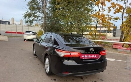 Toyota Camry, 2019 год, 2 480 000 рублей, 6 фотография