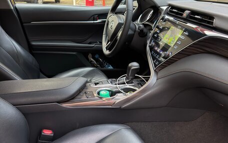 Toyota Camry, 2019 год, 2 480 000 рублей, 16 фотография