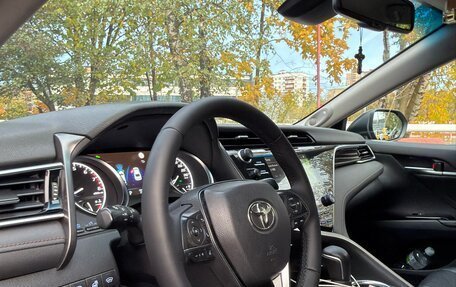 Toyota Camry, 2019 год, 2 480 000 рублей, 15 фотография