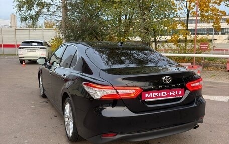Toyota Camry, 2019 год, 2 480 000 рублей, 7 фотография