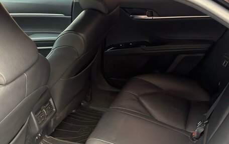 Toyota Camry, 2019 год, 2 480 000 рублей, 20 фотография