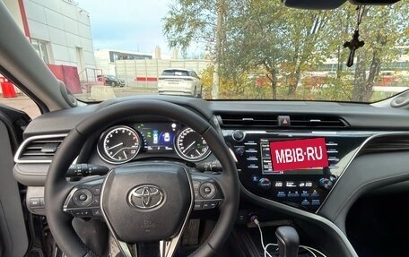 Toyota Camry, 2019 год, 2 480 000 рублей, 18 фотография