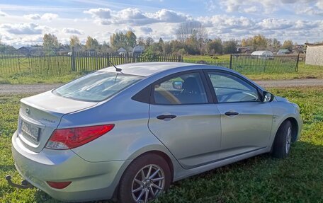 Hyundai Solaris II рестайлинг, 2012 год, 639 000 рублей, 4 фотография