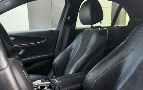 Mercedes-Benz E-Класс, 2016 год, 2 600 000 рублей, 3 фотография
