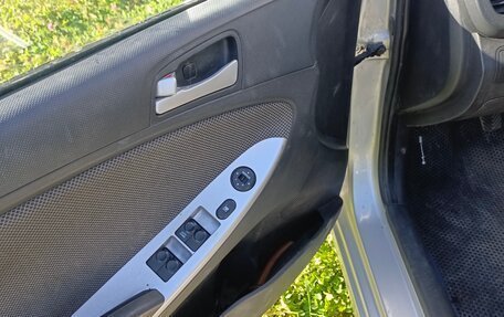 Hyundai Solaris II рестайлинг, 2012 год, 639 000 рублей, 9 фотография