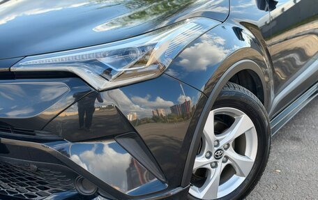 Toyota C-HR I рестайлинг, 2018 год, 1 899 000 рублей, 3 фотография