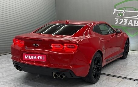 Chevrolet Camaro VI, 2021 год, 6 930 000 рублей, 2 фотография