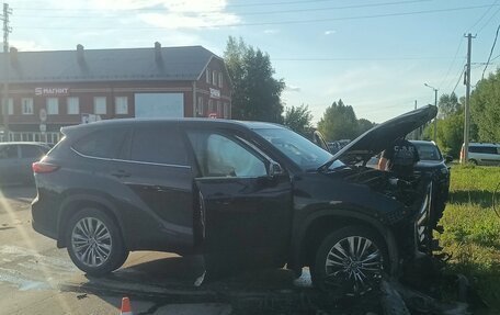 Toyota Highlander, 2025 год, 2 700 000 рублей, 1 фотография
