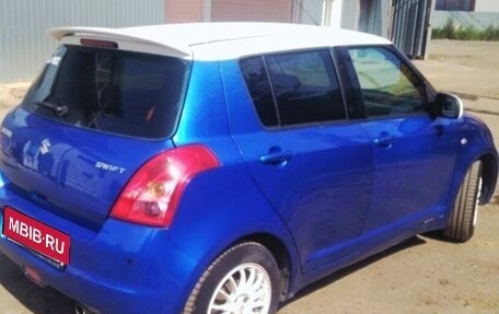 Suzuki Swift III, 2010 год, 699 000 рублей, 1 фотография