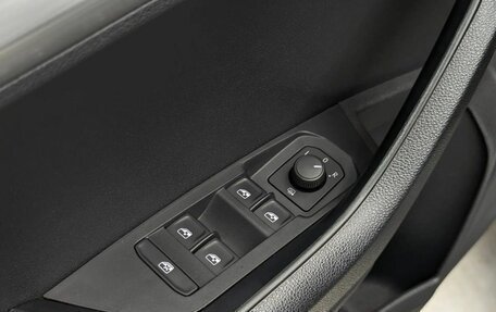 Skoda Karoq I, 2021 год, 2 449 000 рублей, 14 фотография