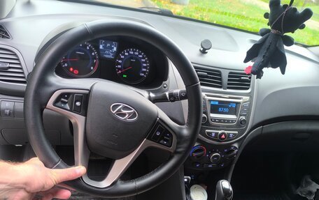 Hyundai Solaris II рестайлинг, 2015 год, 1 150 000 рублей, 9 фотография