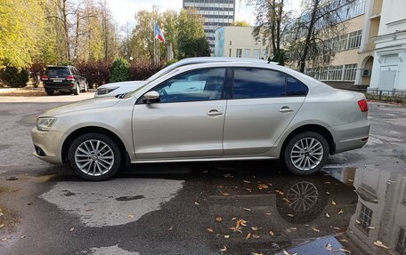 Volkswagen Jetta VI, 2012 год, 1 050 000 рублей, 4 фотография