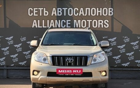 Toyota Land Cruiser Prado 150 рестайлинг 2, 2013 год, 2 999 000 рублей, 2 фотография