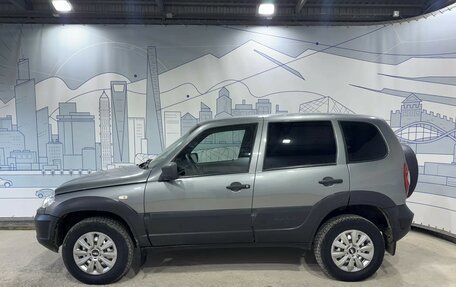 Chevrolet Niva I рестайлинг, 2019 год, 700 000 рублей, 2 фотография