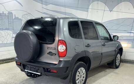 Chevrolet Niva I рестайлинг, 2019 год, 700 000 рублей, 5 фотография
