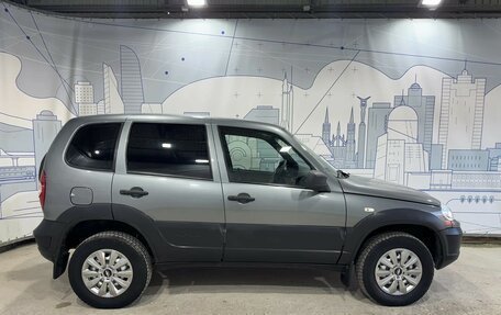 Chevrolet Niva I рестайлинг, 2019 год, 700 000 рублей, 6 фотография