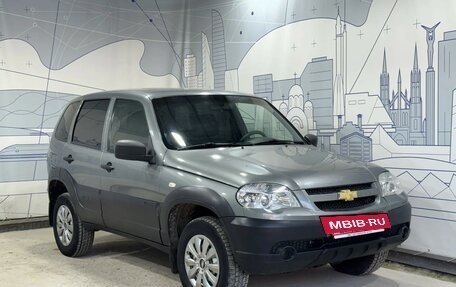 Chevrolet Niva I рестайлинг, 2019 год, 700 000 рублей, 7 фотография