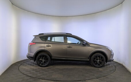 Toyota RAV4, 2019 год, 2 595 000 рублей, 4 фотография